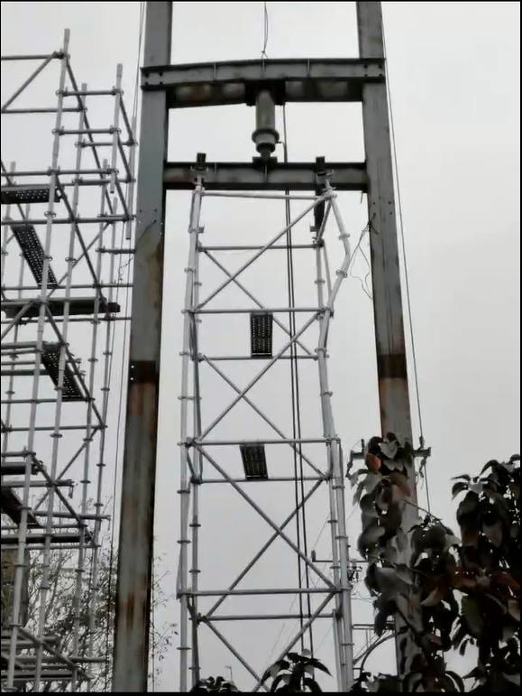 60系列盤扣腳手架垂直試壓試驗(yàn)機(jī) 60系列盤扣腳手架垂直試壓試驗(yàn)機(jī)